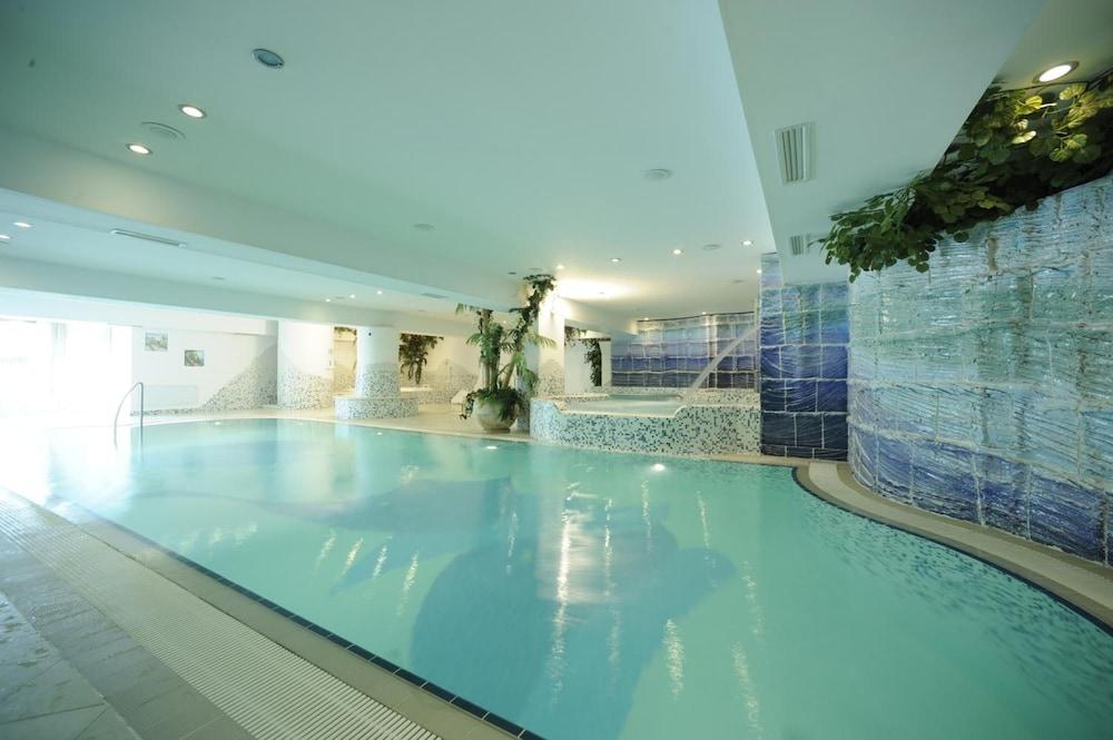Luna Wellness Hotel Folgarida Exteriér fotografie