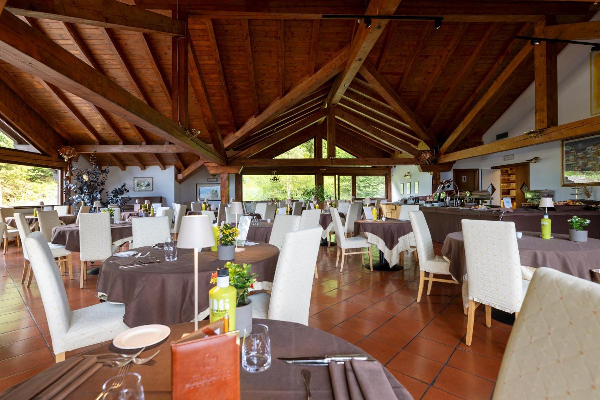 Luna Wellness Hotel Folgarida Exteriér fotografie